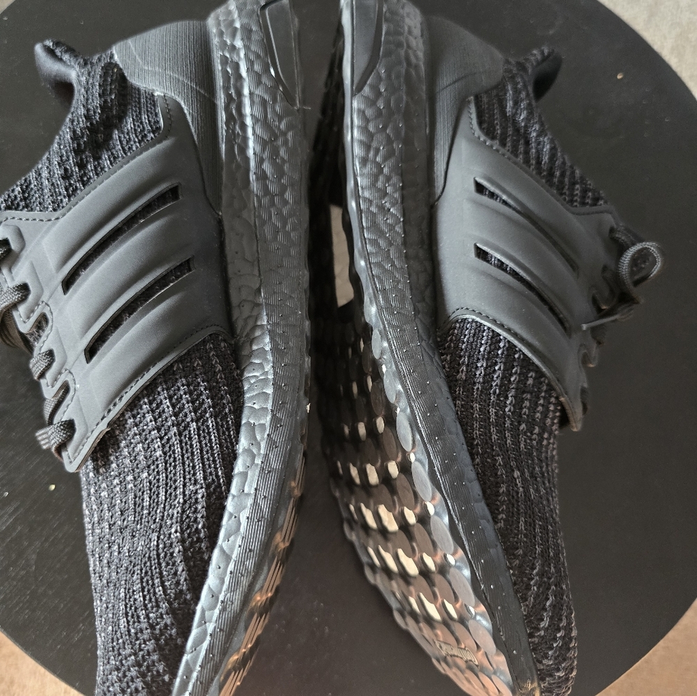 Adidas Ultra BOOST 4.0 Triple Black Size 10 Wmns Like New!!!!